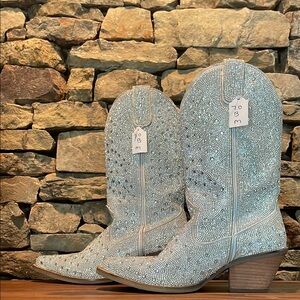 Dingo Silver Heeled Boots